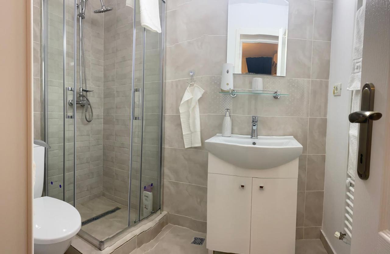 Casa Cattleya Hotel Târgu Jiu Екстериор снимка